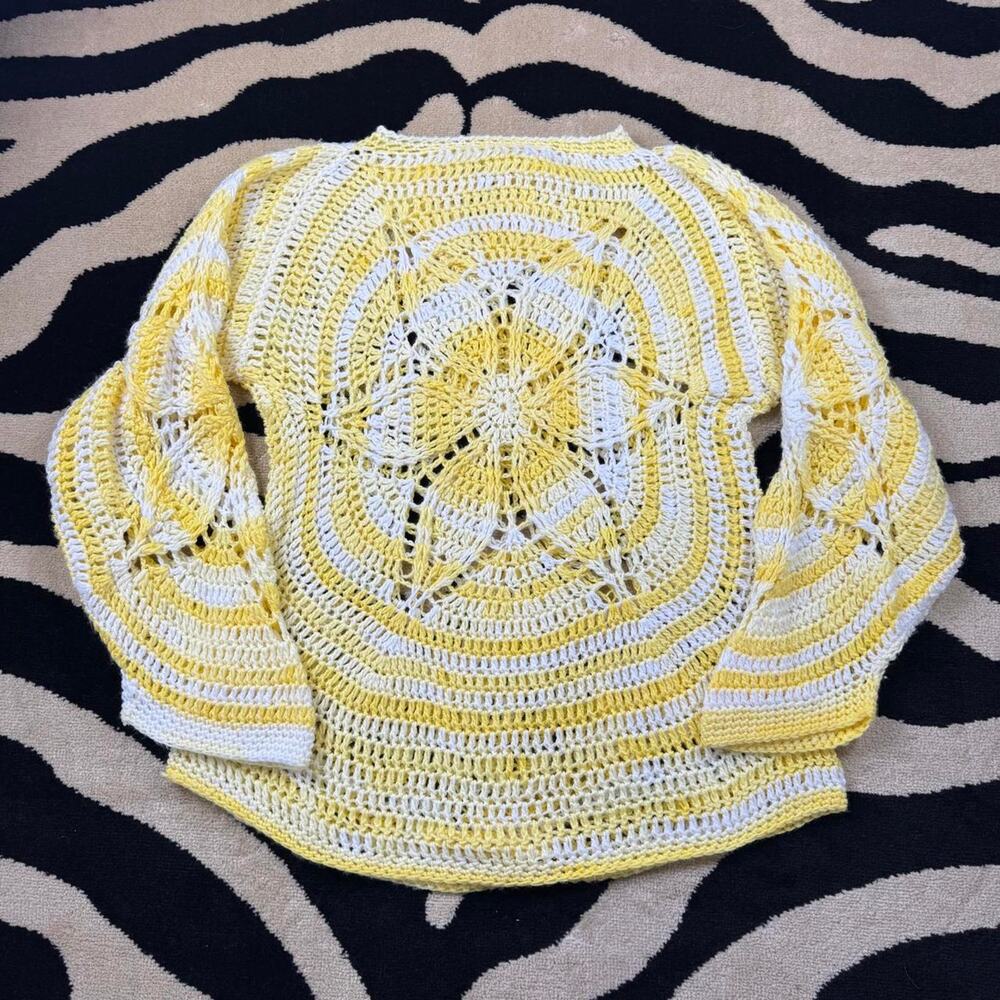 ★ Yellow and white crochet sweater ★